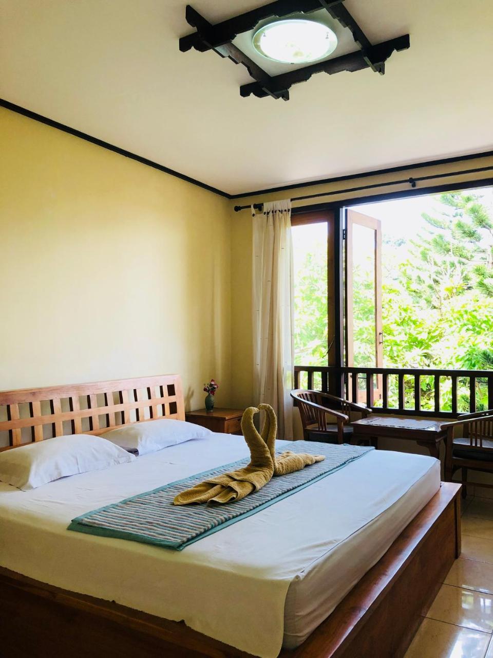 Padangbai Beach Inn ภายนอก รูปภาพ