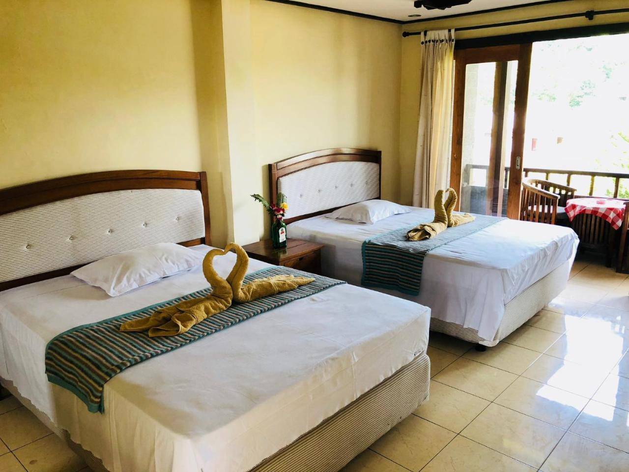 Padangbai Beach Inn ภายนอก รูปภาพ